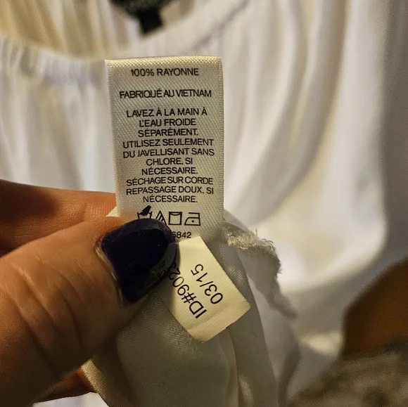 EXPRESS smallwhite ruffle short sleeve top - Picture 5 of 5